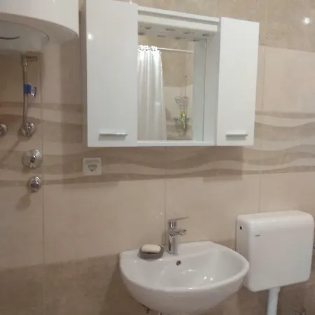 Apartmani Alma Skradin Exterior photo
